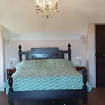 Bed & Breakfast Manoir Du Bois Noblet Louerre