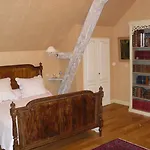 Manoir Du Bois Noblet Bed & Breakfast