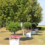 Manoir Du Bois Noblet Bed & Breakfast