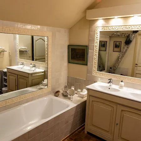 Nocleg ze śniadaniem Manoir Du Bois Noblet 4*