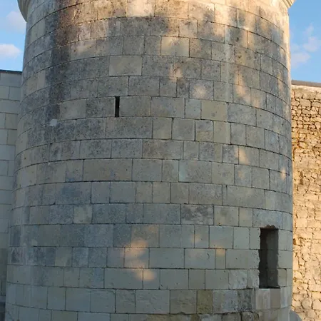 Nocleg ze śniadaniem Manoir Du Bois Noblet Louerre