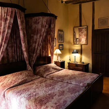Couette-café Manoir Du Bois Noblet 3*